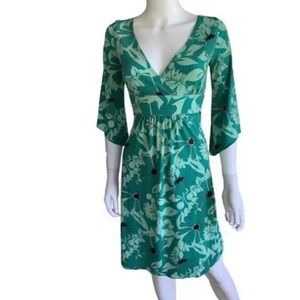 Julie’s Closet flared Jersey Green Stretching Dress